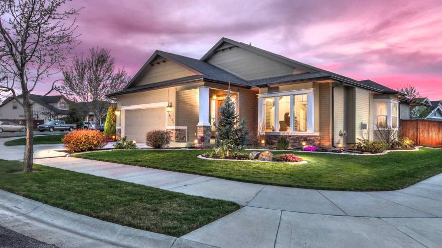 2 bhk flat in Delhi-NCR